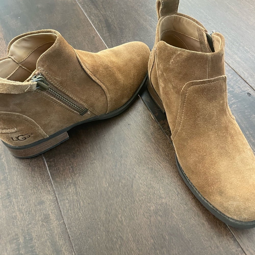 Ugg Aureo Ankle Boot